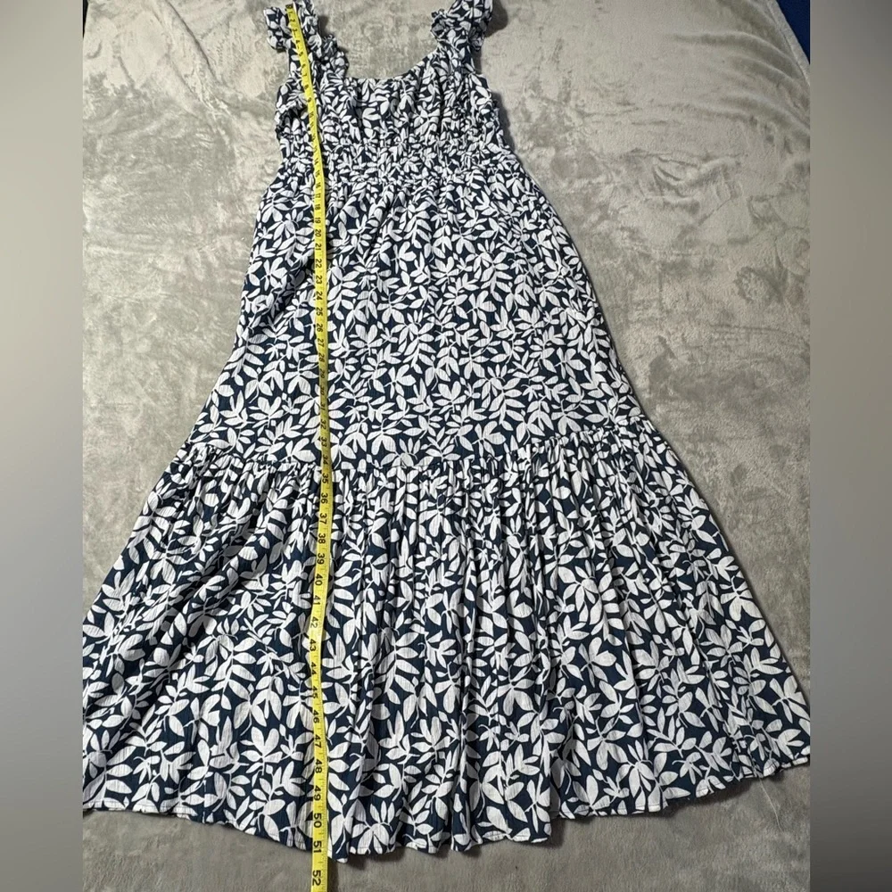 Abercrombie&Fitch NavyWhite Floral RuffleStrap SmockedMaxi DressCottage CoreSz L